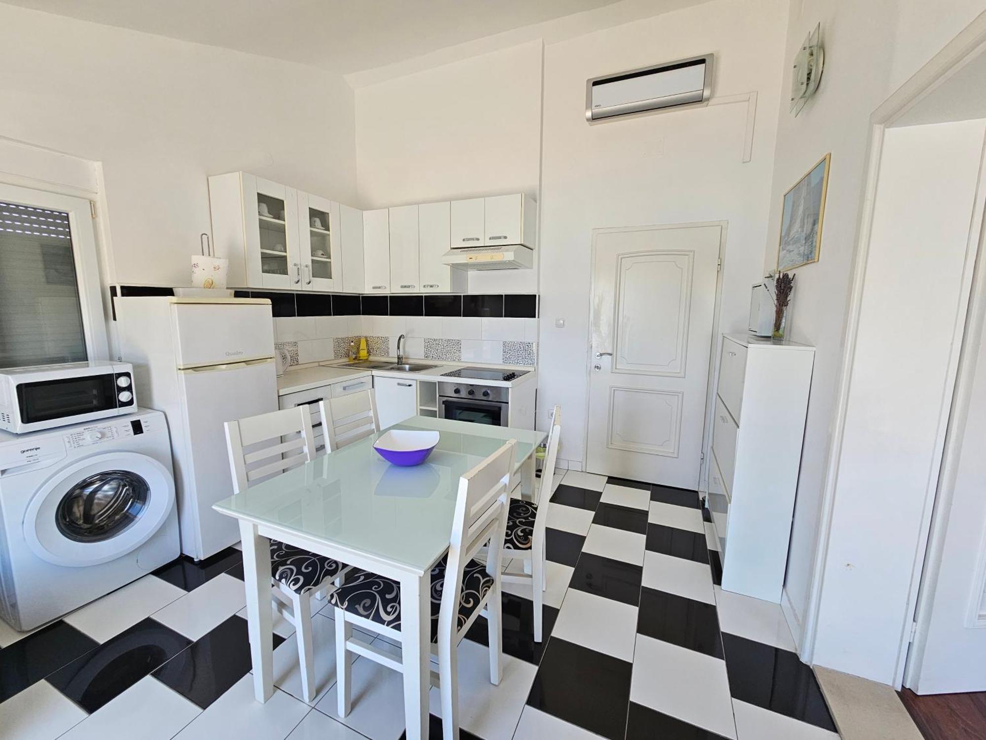 Apartment Stegic Tisno
