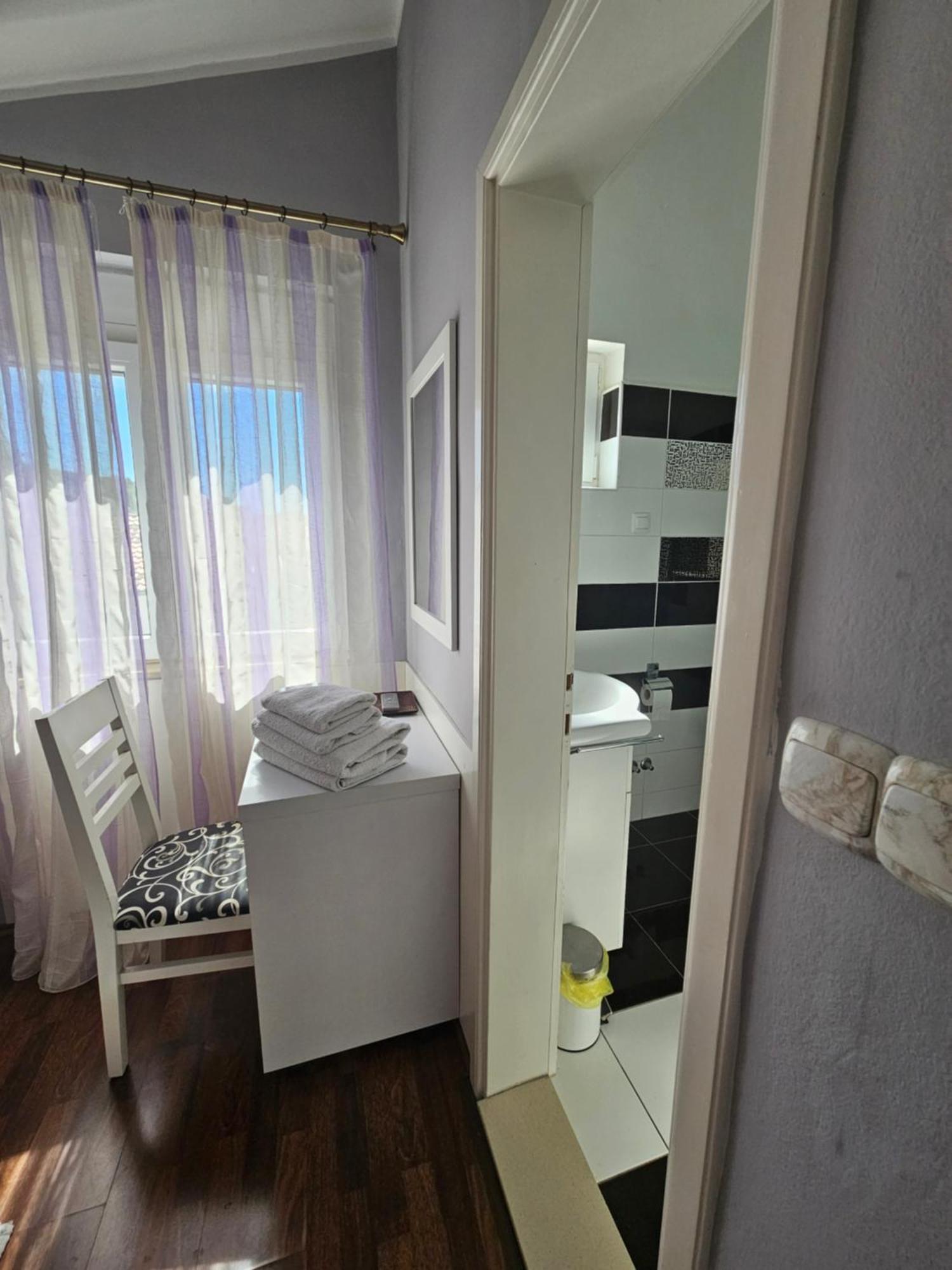 Stegic Apartment