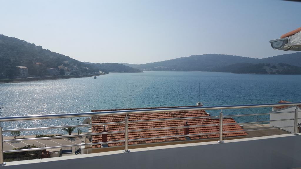 Stegic * Tisno