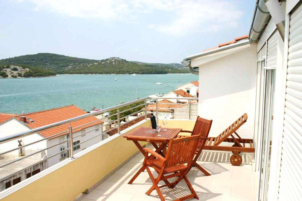 Stegic Apartment Tisno